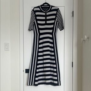 En Thread geometric striped dress.